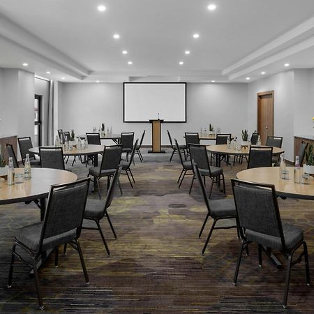 Courtyard By Marriott Port Of Spain Екстериор снимка