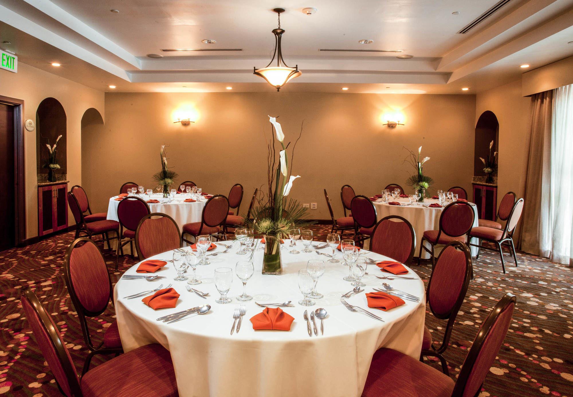 Courtyard By Marriott Port Of Spain Екстериор снимка