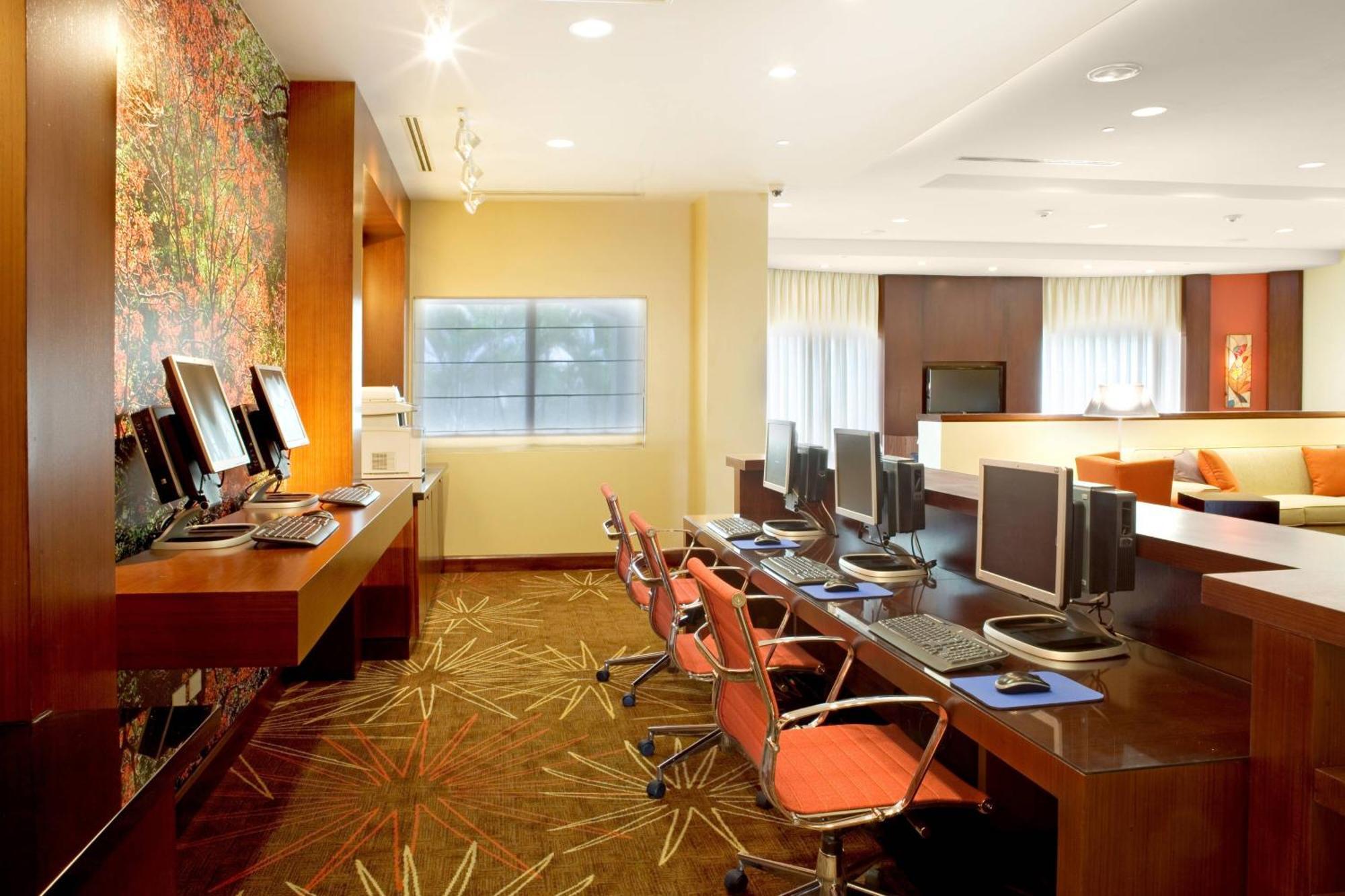Courtyard By Marriott Port Of Spain Екстериор снимка