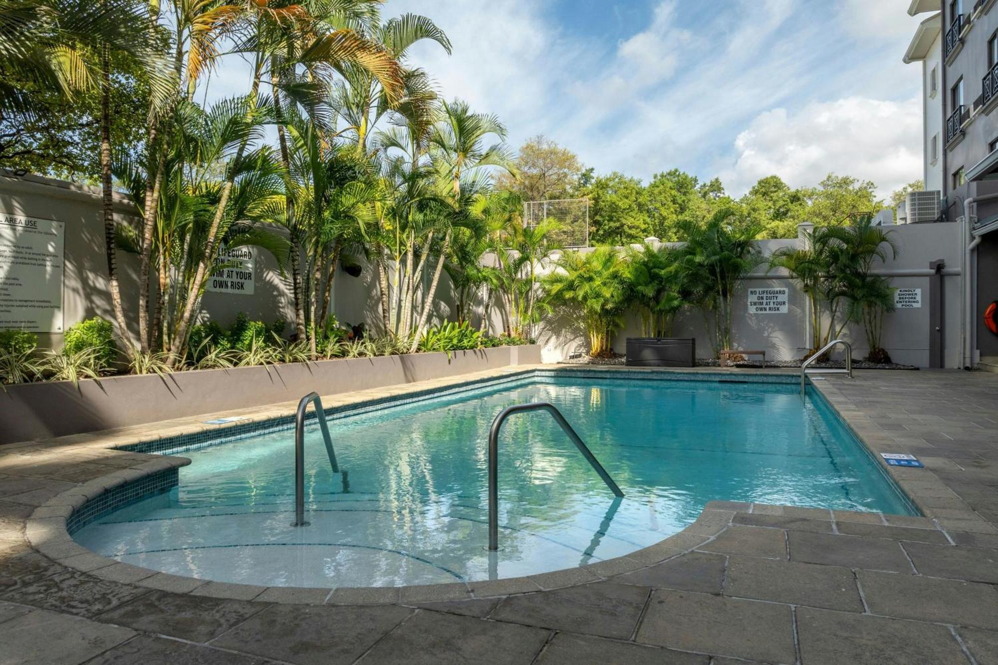 Courtyard By Marriott Port Of Spain Екстериор снимка