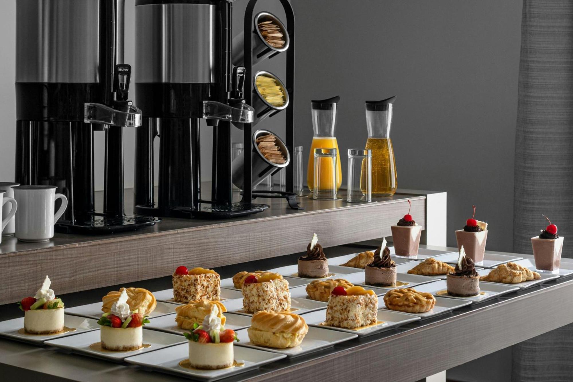 Courtyard By Marriott Port Of Spain Екстериор снимка