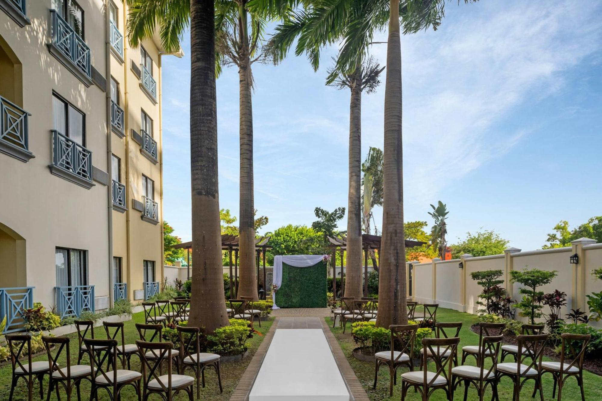 Courtyard By Marriott Port Of Spain Екстериор снимка
